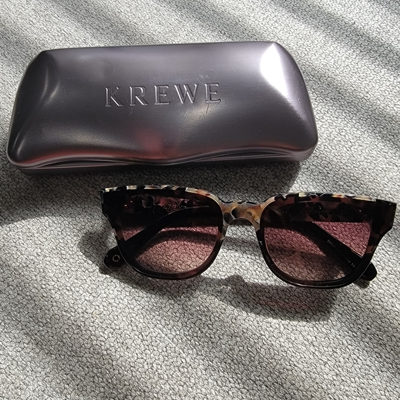 KREWE Accessories Krewe ster Crema Sunglasses Wcase Poshmark